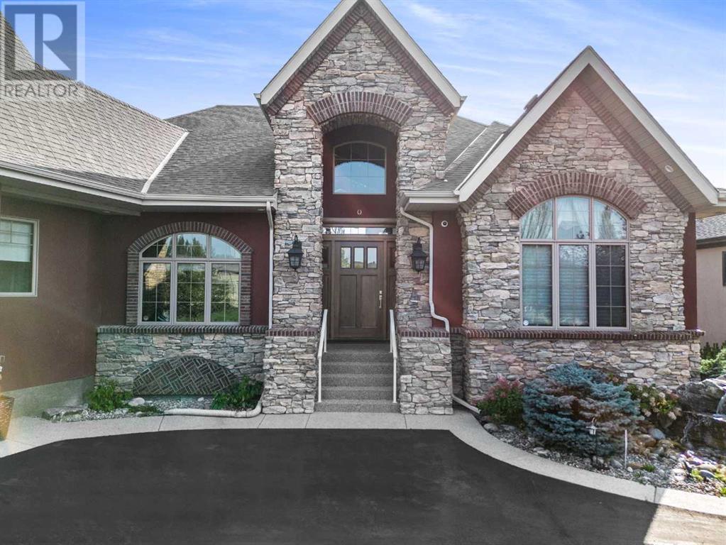 Property at 111 Lynx Ridge Road NW image 4