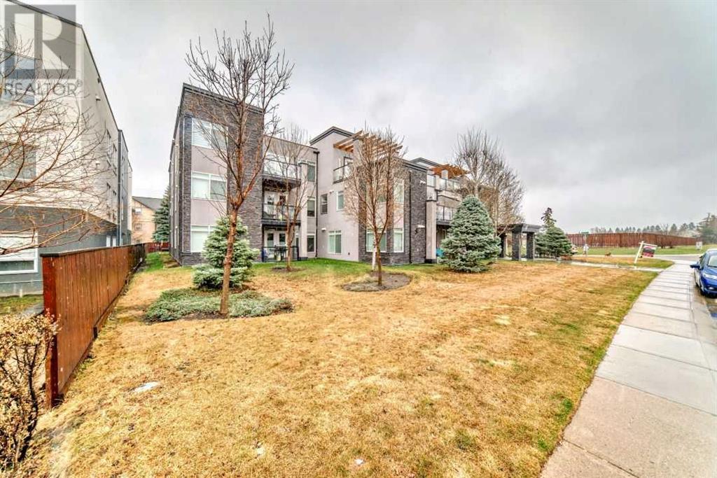 Property at 201, 15207 1 Street SE image 3