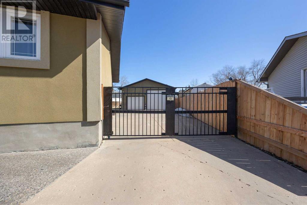 Property at 13 Bennett Crescent image 2