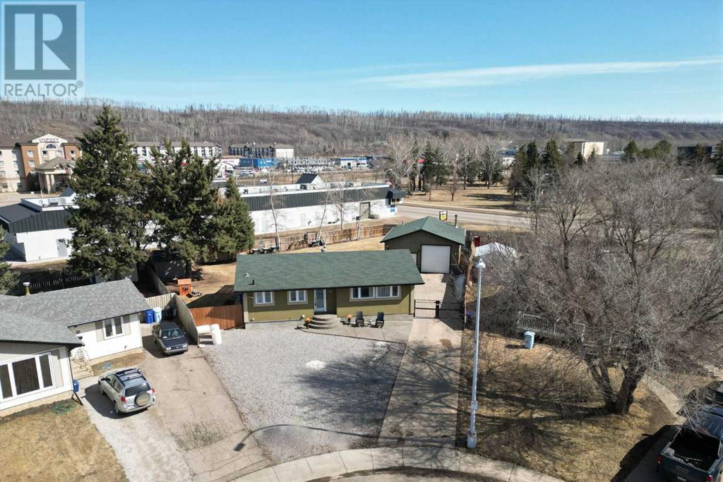 Property at 13 Bennett Crescent image 4