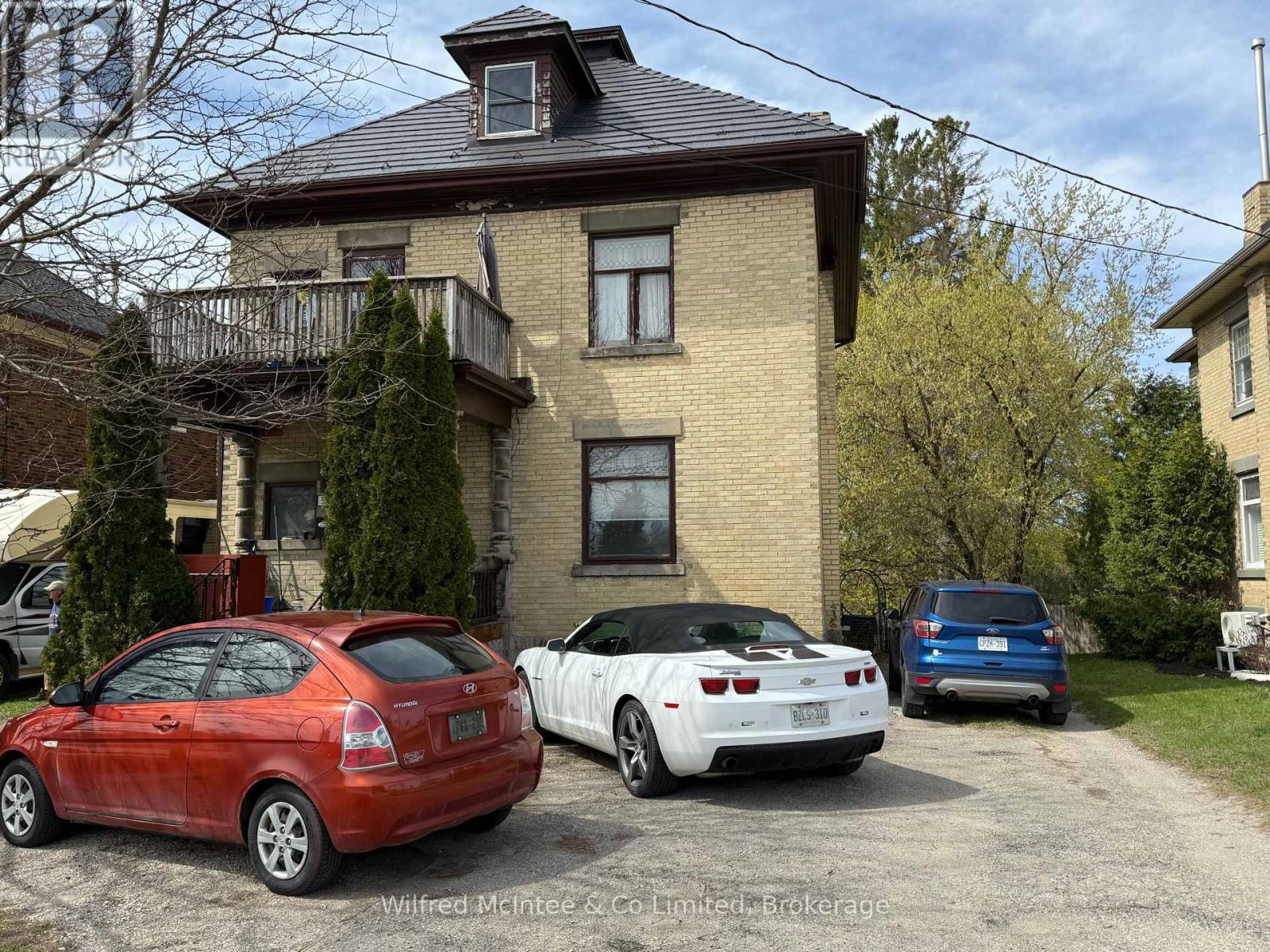 570 10th. Street, Hanover, Ontario  N4N 1R7 - Photo 2 - X12123301