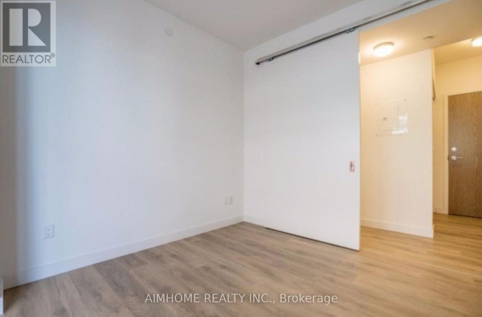 708 - 215 Queen Street W, Toronto, Ontario  M5V 0P5 - Photo 5 - C12123284