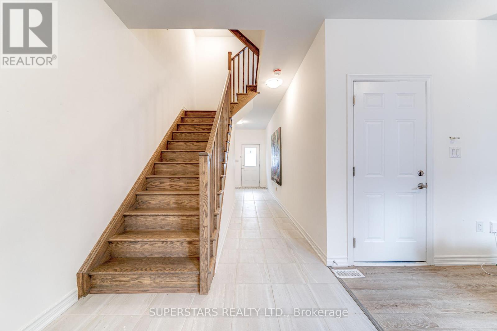 22 Imperial College Lane, Markham, Ontario  L6E 0V6 - Photo 6 - N12123303