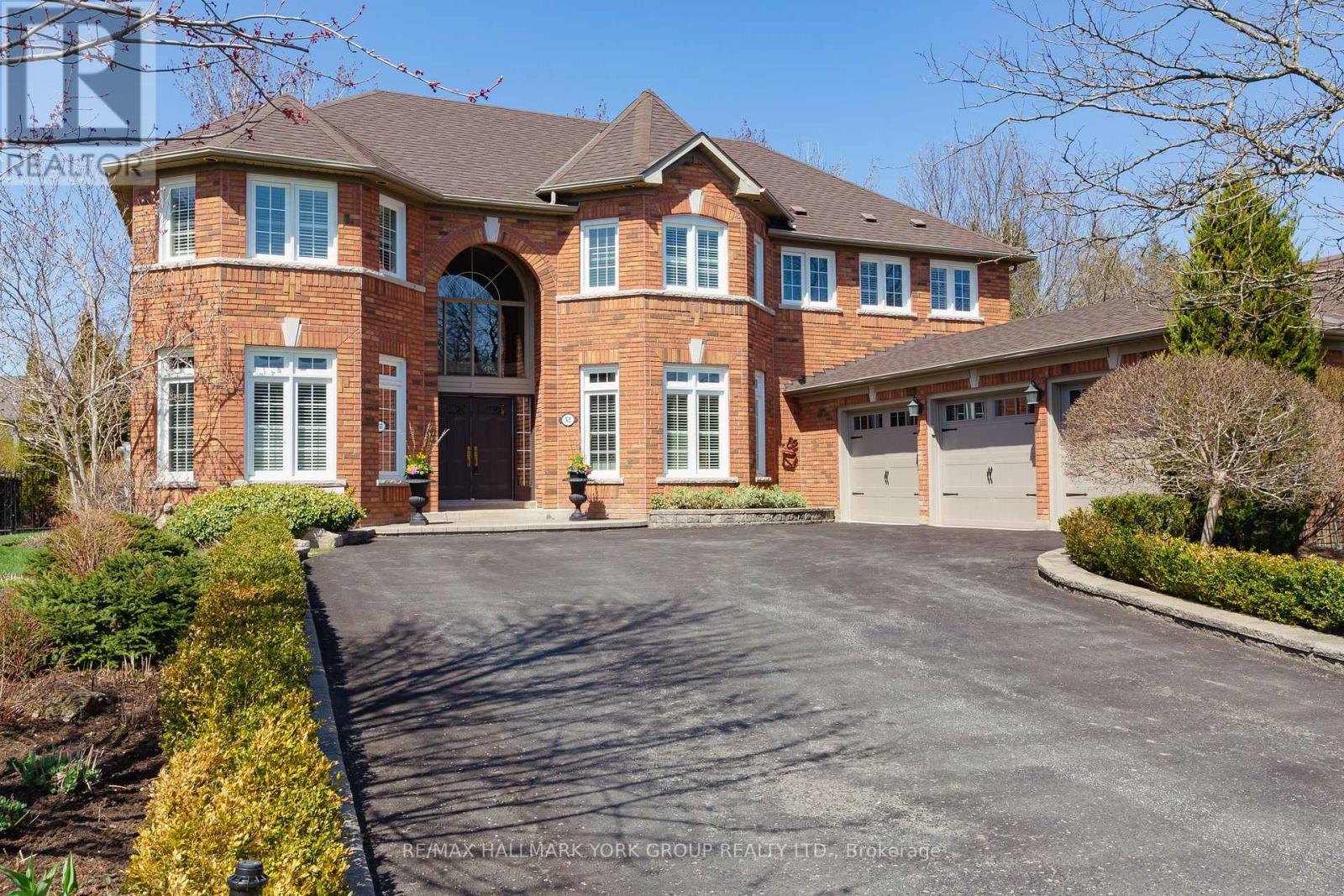 Property at 52 FORESTER CRESCENT image 3