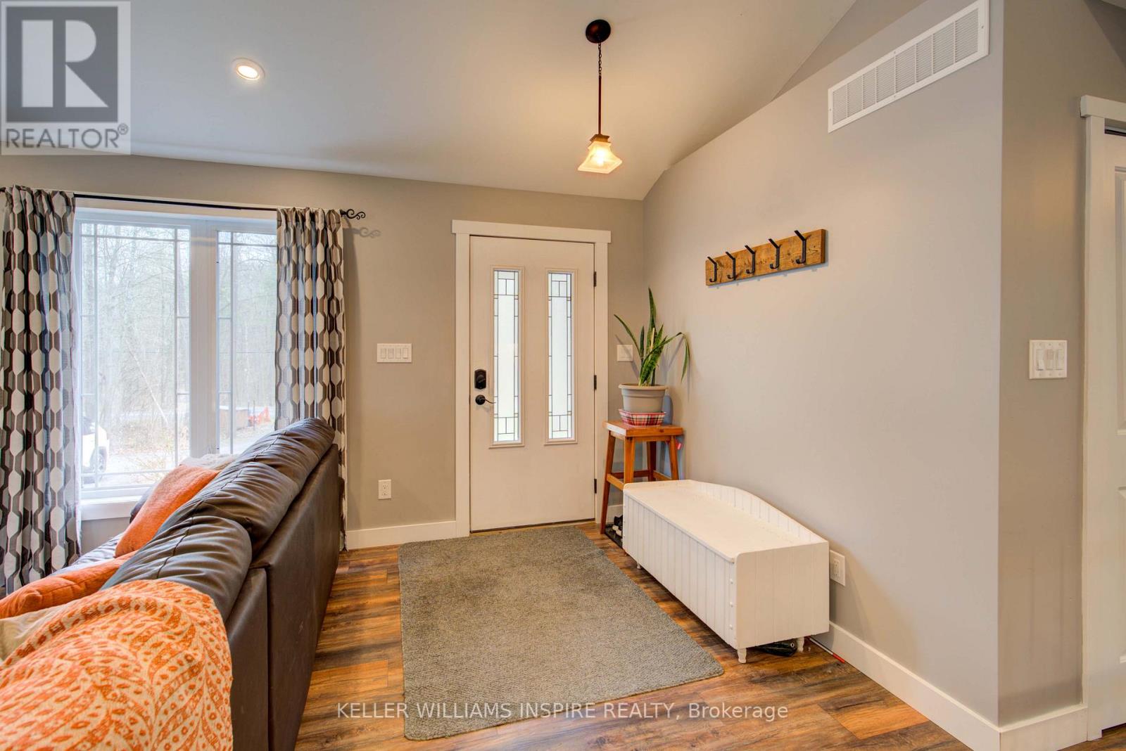 23 Bird Road, Quinte West, Ontario  K0K 3E0 - Photo 3 - X12123323
