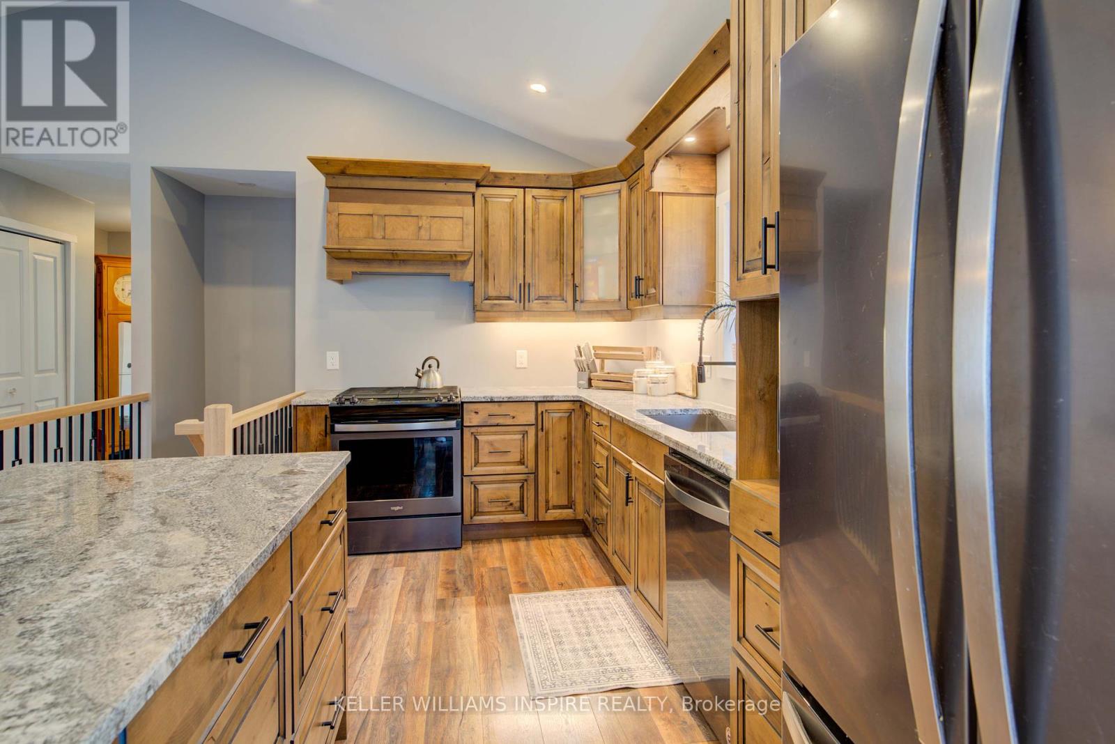 23 Bird Road, Quinte West, Ontario  K0K 3E0 - Photo 9 - X12123323