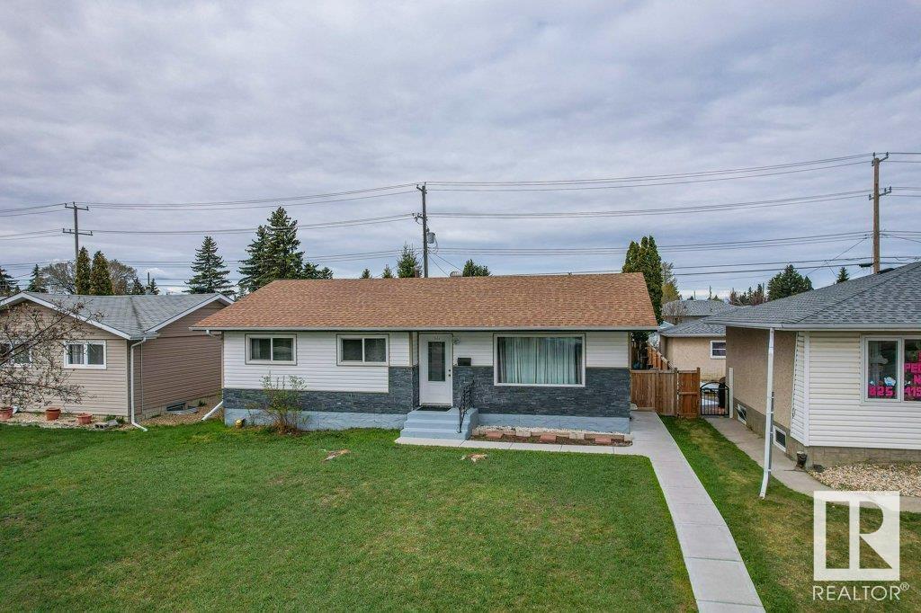 Property at 13424 82 ST NW image 2