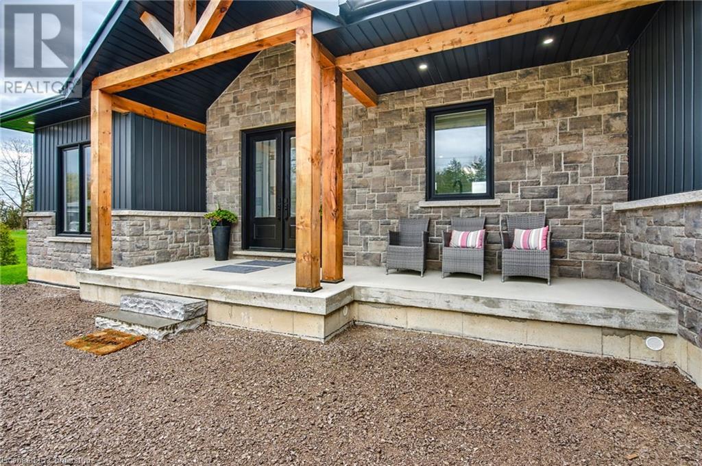 Property at 1266 COLBORNE Street W image 3