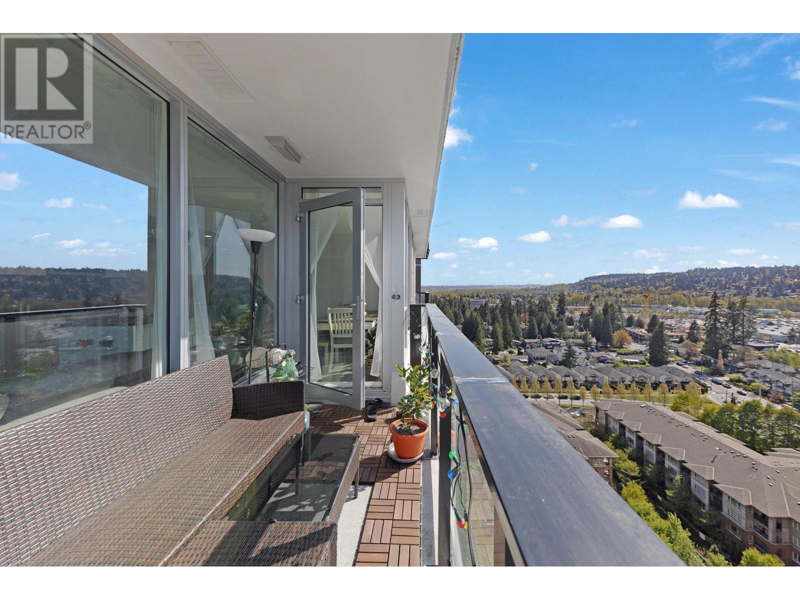 1705 3100 Windsor Gate, Coquitlam, British Columbia  V3B 0P3 - Photo 15 - R2996066