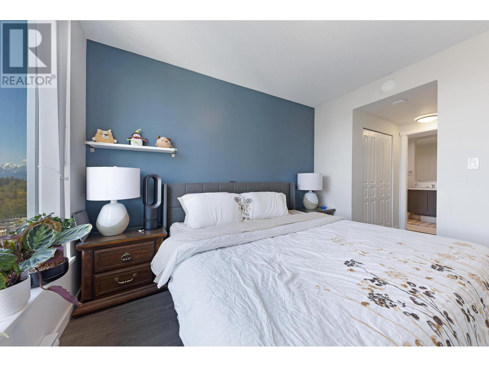 1705 3100 Windsor Gate, Coquitlam, British Columbia  V3B 0P3 - Photo 11 - R2996066