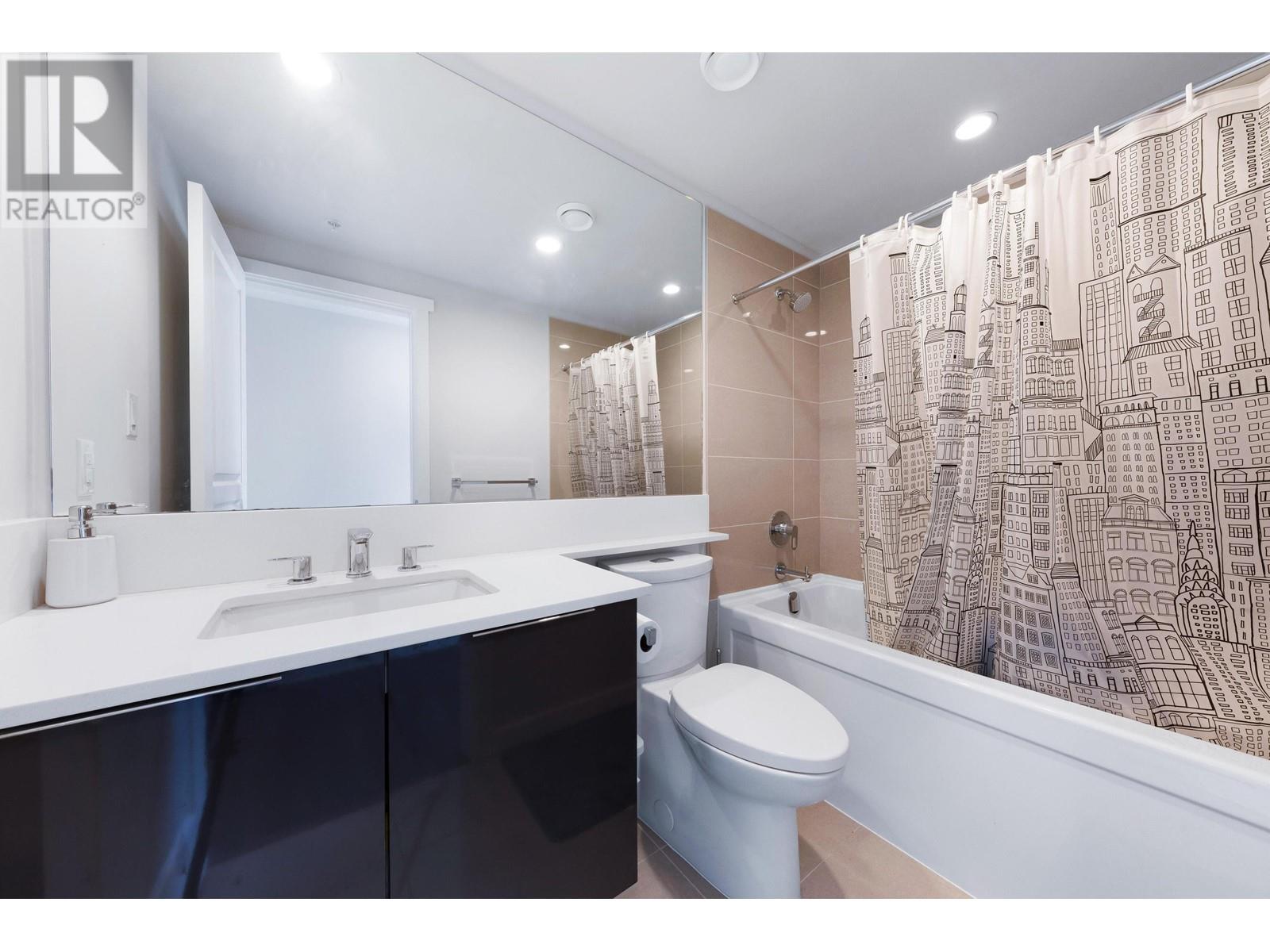 1705 3100 Windsor Gate, Coquitlam, British Columbia  V3B 0P3 - Photo 17 - R2996066