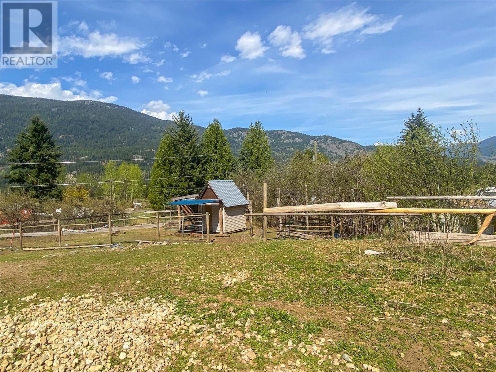 2158 MAKONIN Road, Glade, BC V1N4R2