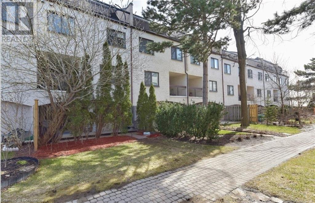 1016 Falgarwood Drive Unit# 40, Oakville, Ontario  L6H 2P5 - Photo 1 - 40724501