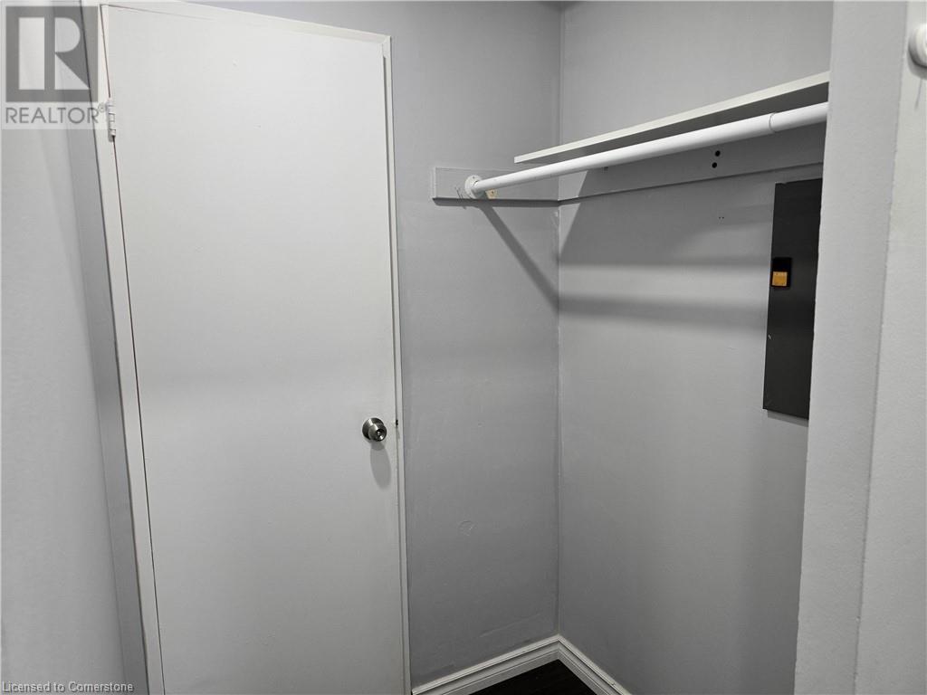 1016 Falgarwood Drive Unit# 40, Oakville, Ontario  L6H 2P5 - Photo 4 - 40724501