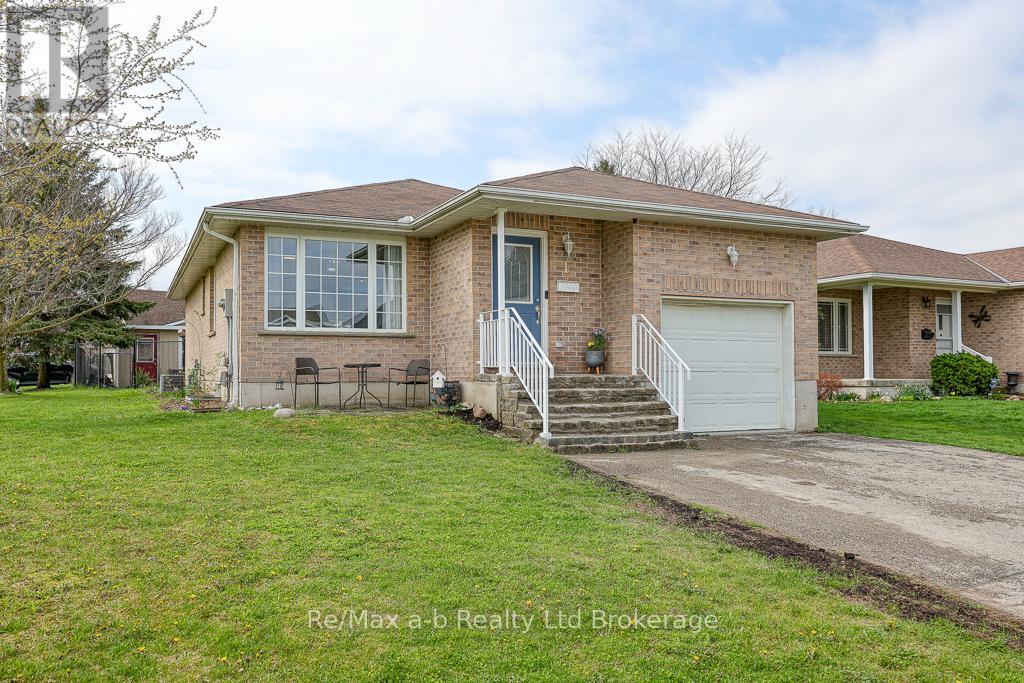 Property at 1 FELTZ DRIVE image 1