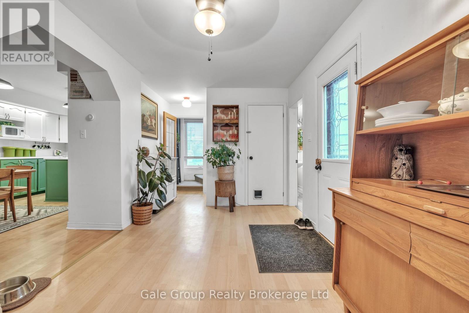 141 Dundas Street, Woodstock, Ontario  N4S 1A1 - Photo 16 - X12123366
