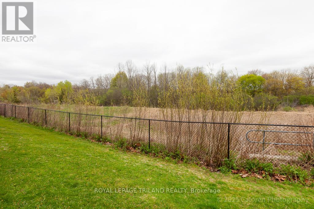 231 - 600 Hyde Park Road, London North, Ontario  N6H 5W8 - Photo 8 - X12123394