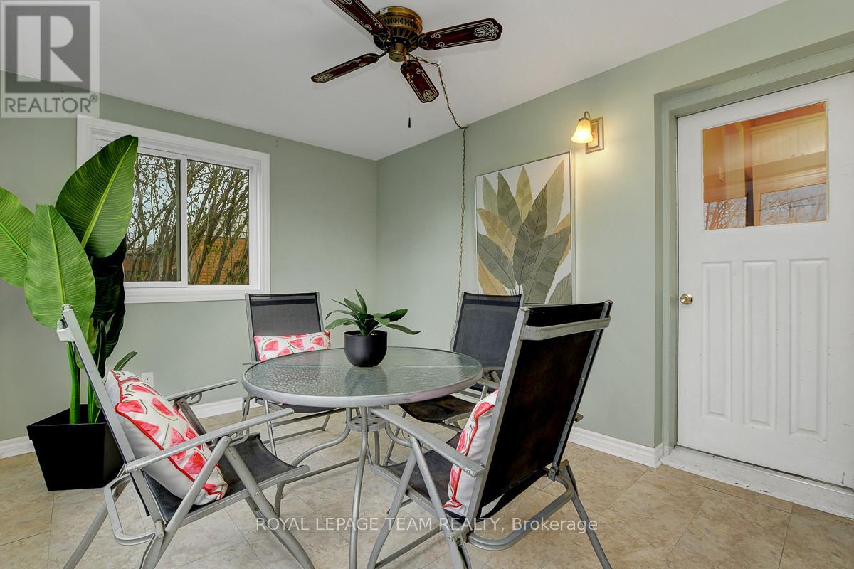 2027 Ogilvie Road, Ottawa, Ontario  K1J 7P1 - Photo 15 - X12123362
