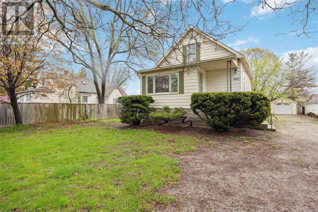 Property at 984 Murphy ROAD image 1