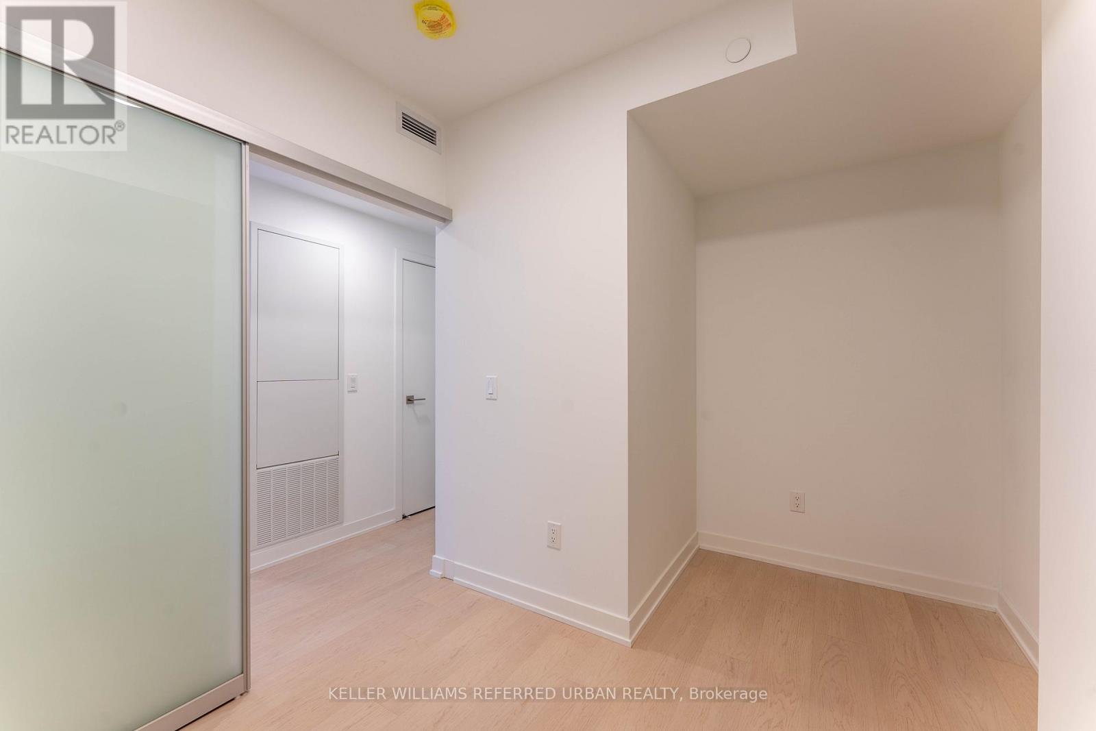 3008 - 252 Church Street, Toronto (Church-Yonge Corridor), Ontario  M5B 0E6 - Photo 10 - C12123372