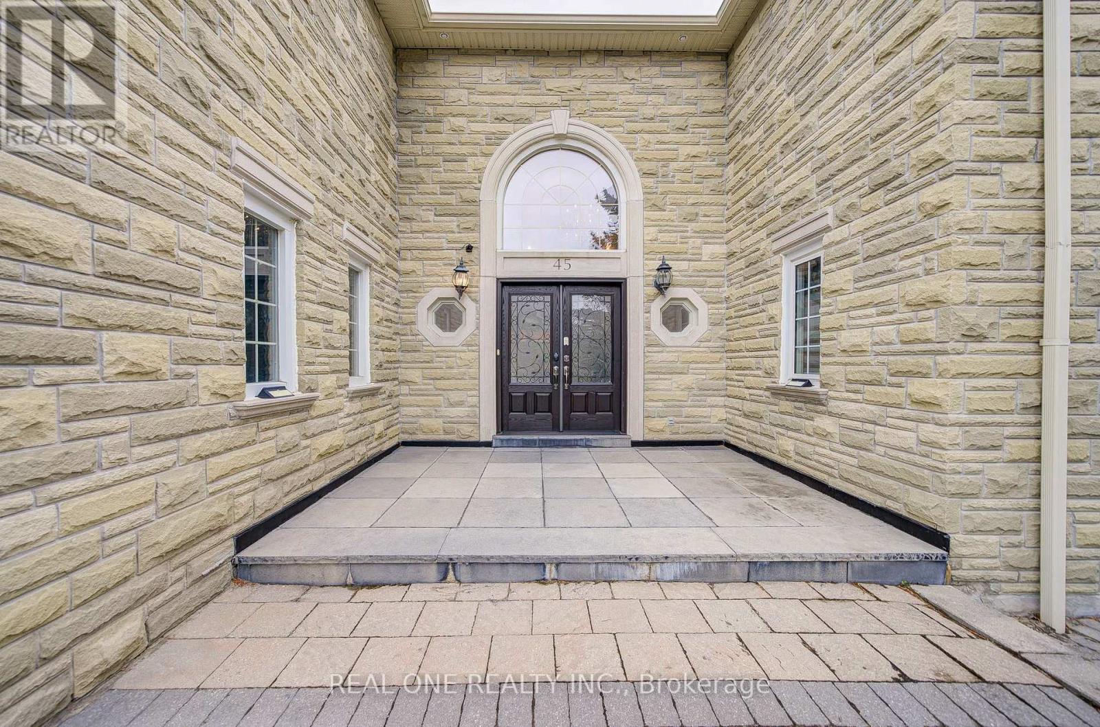 Property at 45 GLENAYR ROAD image 2