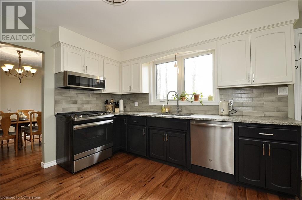 296 Kribs Street, Cambridge, Ontario  N3C 3J3 - Photo 7 - 40723040