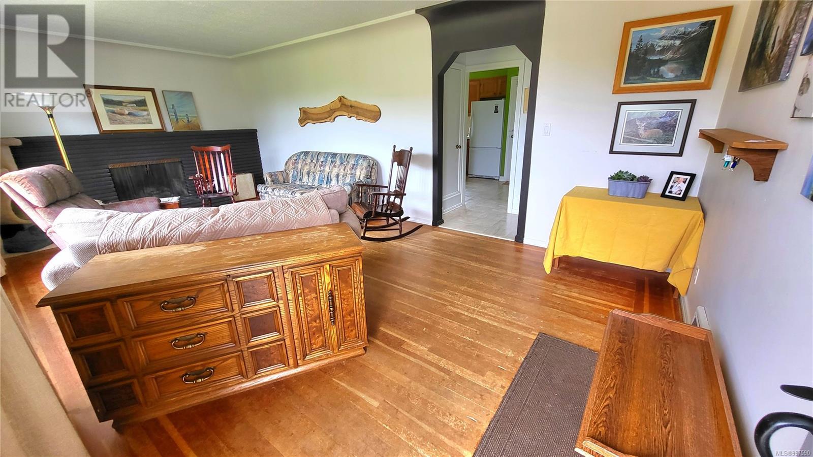 Property at 4148 Johnston Rd image 2