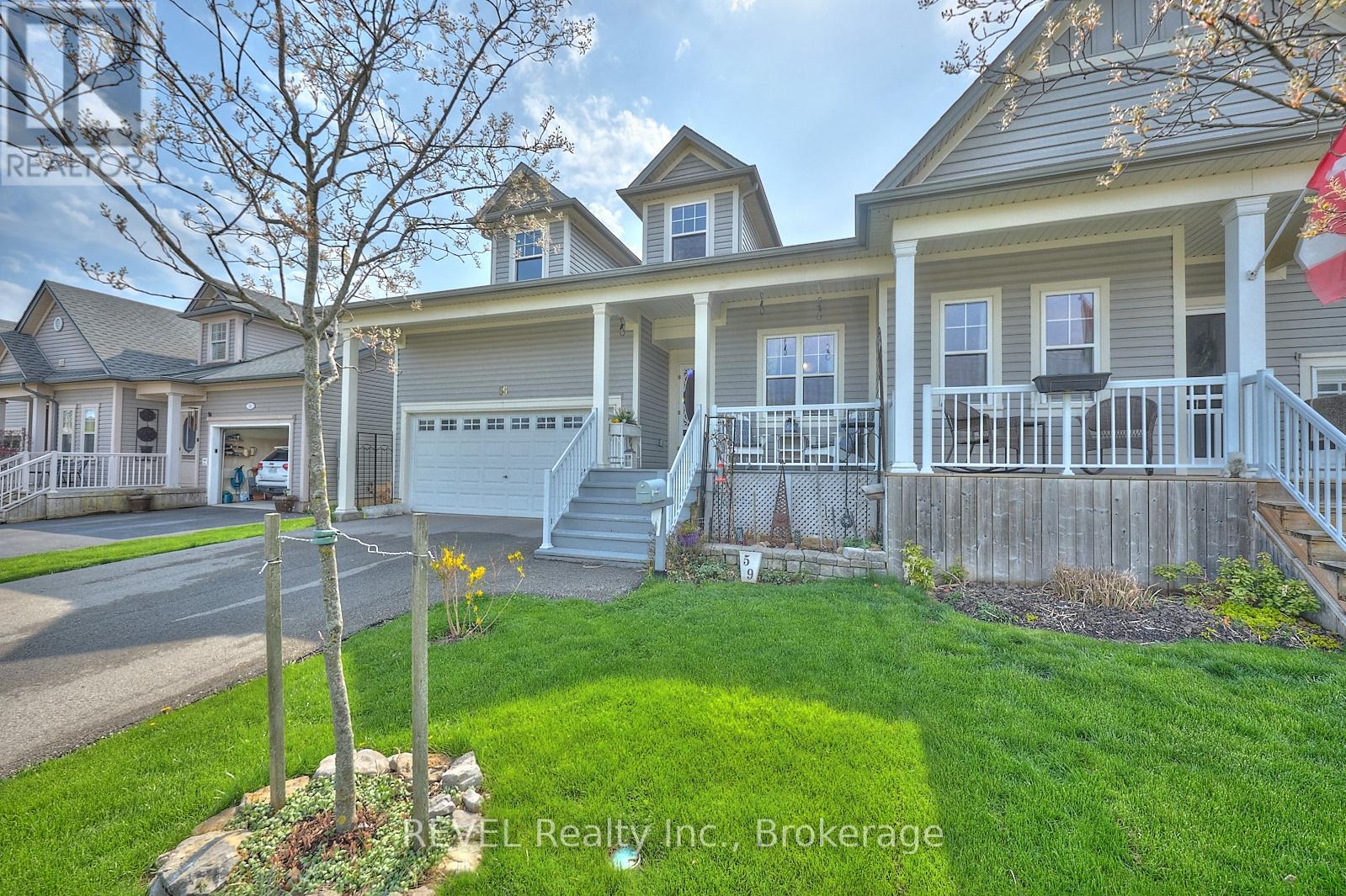 59 Bardol Avenue, Fort Erie, Ontario  L2A 6R4 - Photo 2 - X12123430