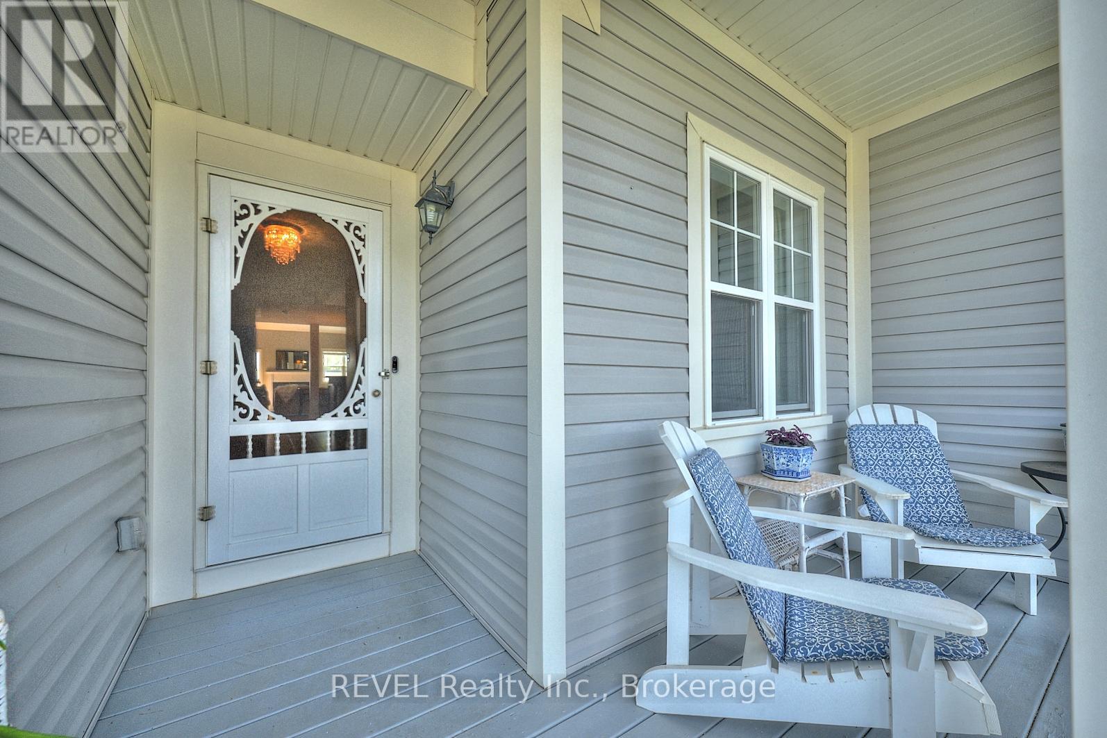 59 Bardol Avenue, Fort Erie, Ontario  L2A 6R4 - Photo 4 - X12123430