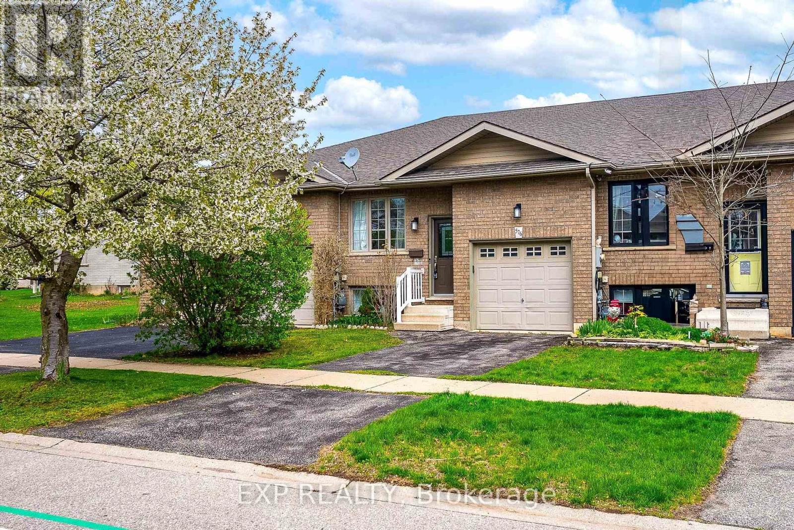 Property at 576 GREY STREET image 2