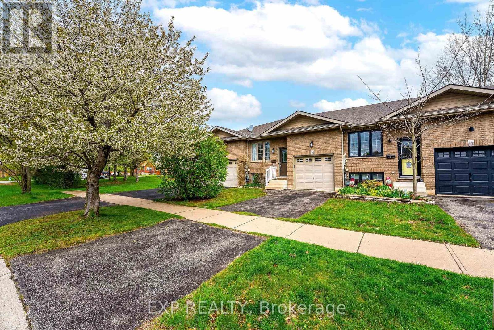 Property at 576 GREY STREET image 3