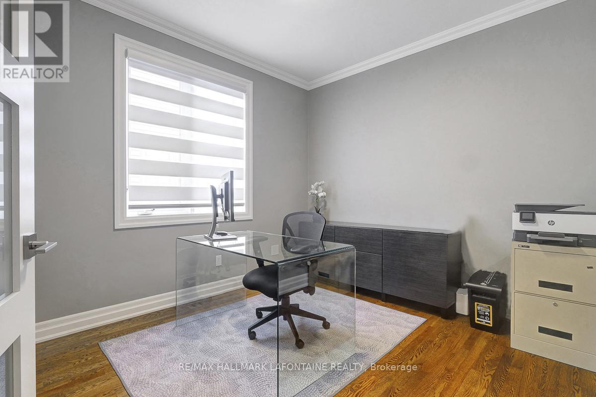 873 Como Crescent, Ottawa, Ontario  K4A 4A4 - Photo 21 - X12123413