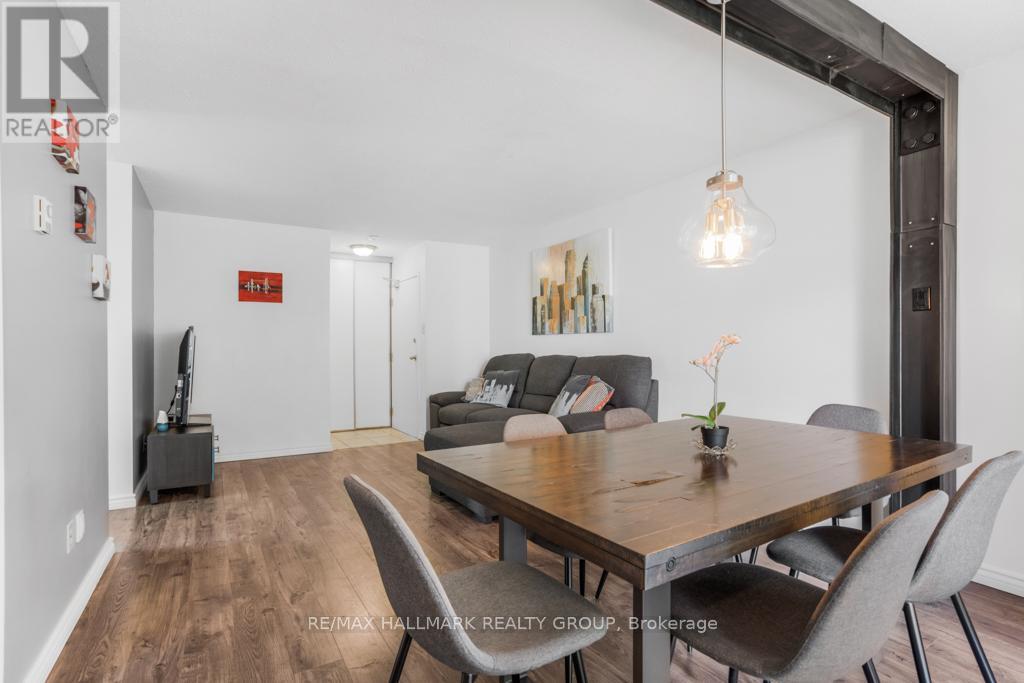 203 - 270 Brittany Drive, Ottawa, Ontario  K1K 4M3 - Photo 7 - X12123428
