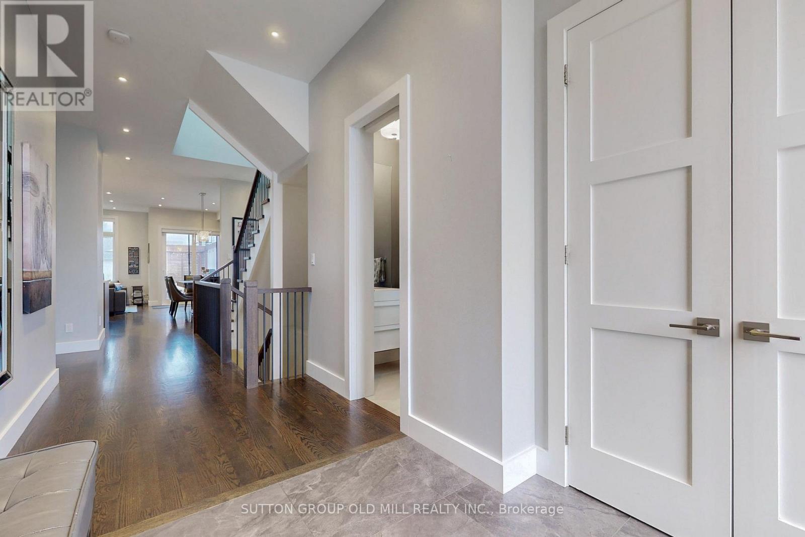 Property at 1086 GARDNER AVENUE image 4