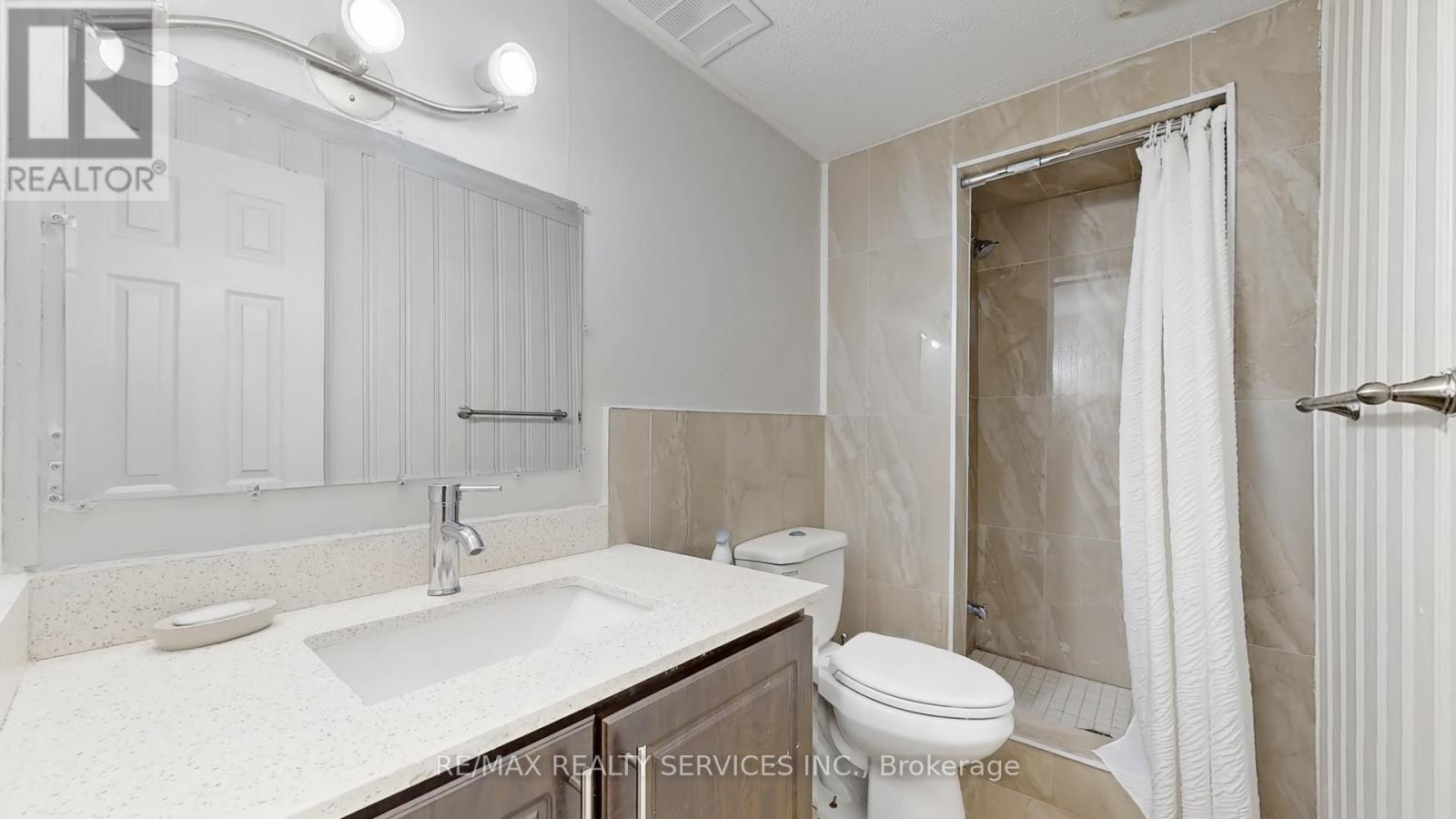 10 Hillpark Trail, Brampton (Central Park), Ontario  L6S 1R1 - Photo 30 - W12123429