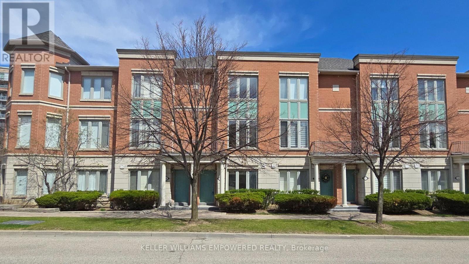 Property at 68 SUNCREST BOULEVARD image 1