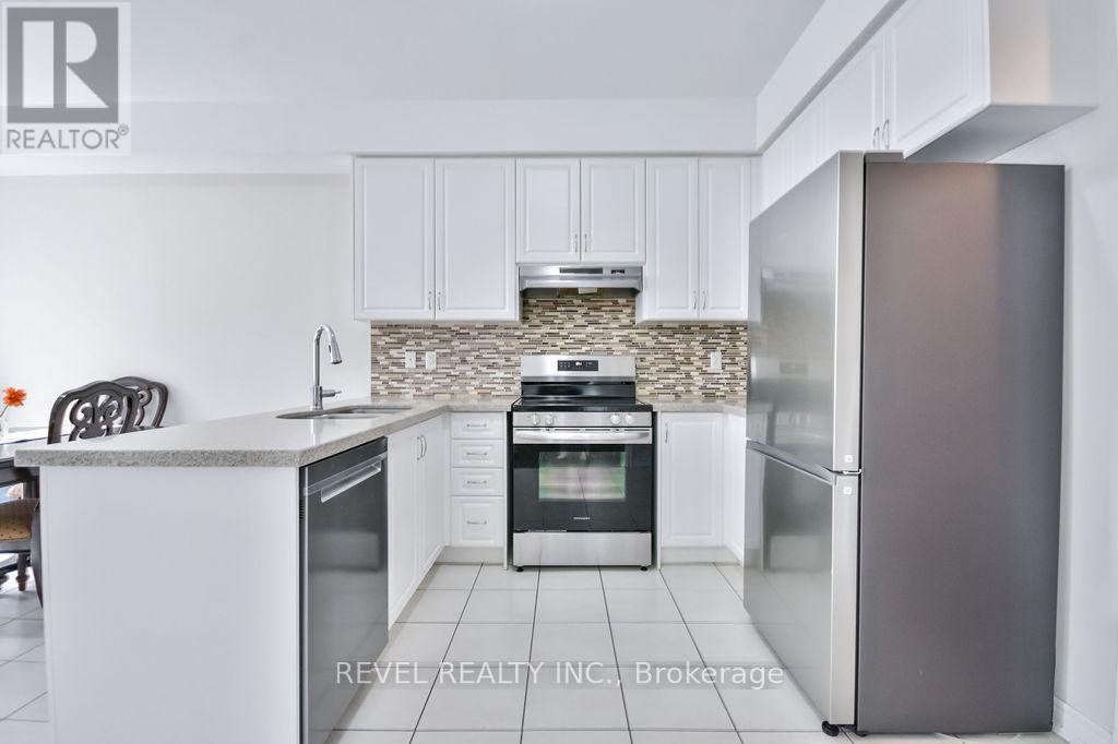 55 Tyndall Drive, Bradford West Gwillimbury, Ontario  L3Z 4G7 - Photo 10 - N12123467