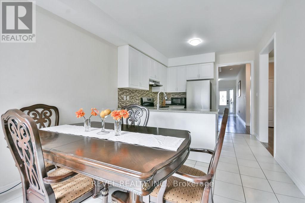 55 Tyndall Drive, Bradford West Gwillimbury, Ontario  L3Z 4G7 - Photo 12 - N12123467