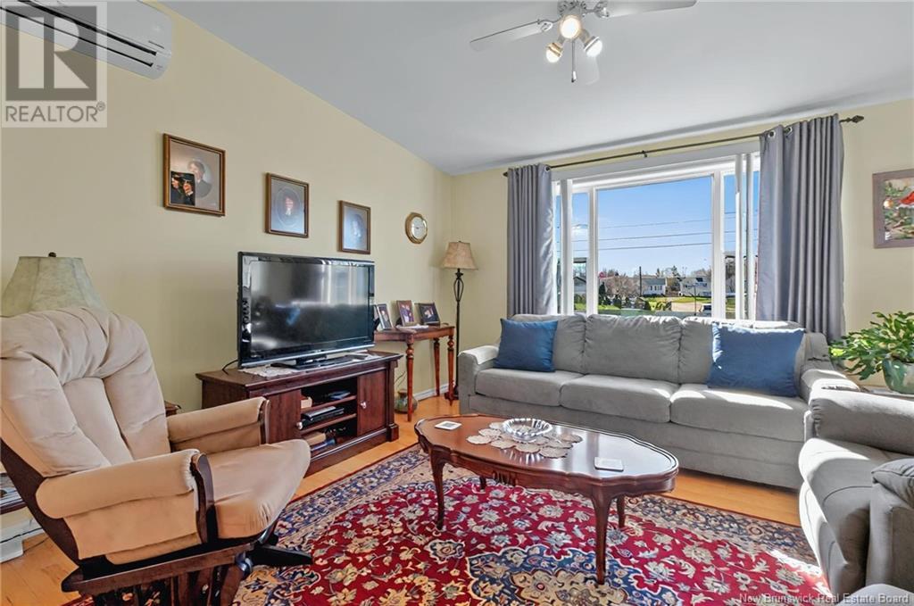 Property at 277 Maplehurst Drive image 3