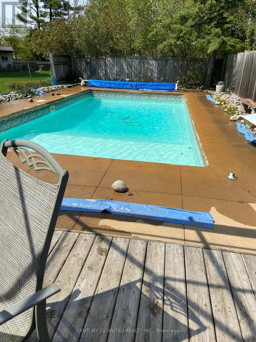 Property at 15 JANET DRIVE image 4