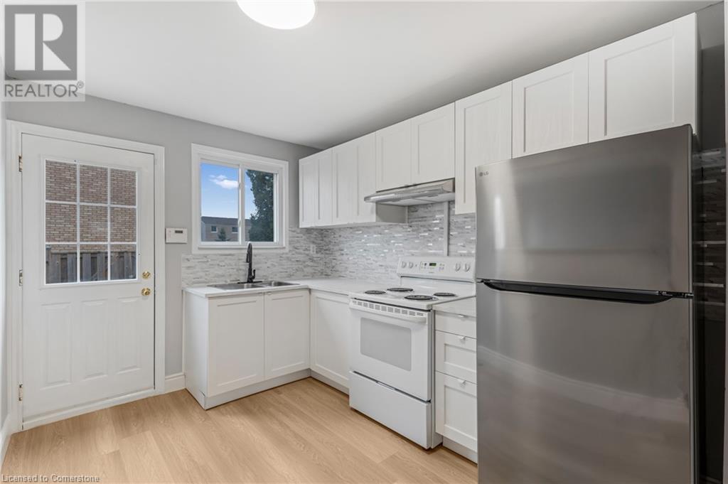 Property at 1350 LIMERIDGE Road E Unit# 33 image 4