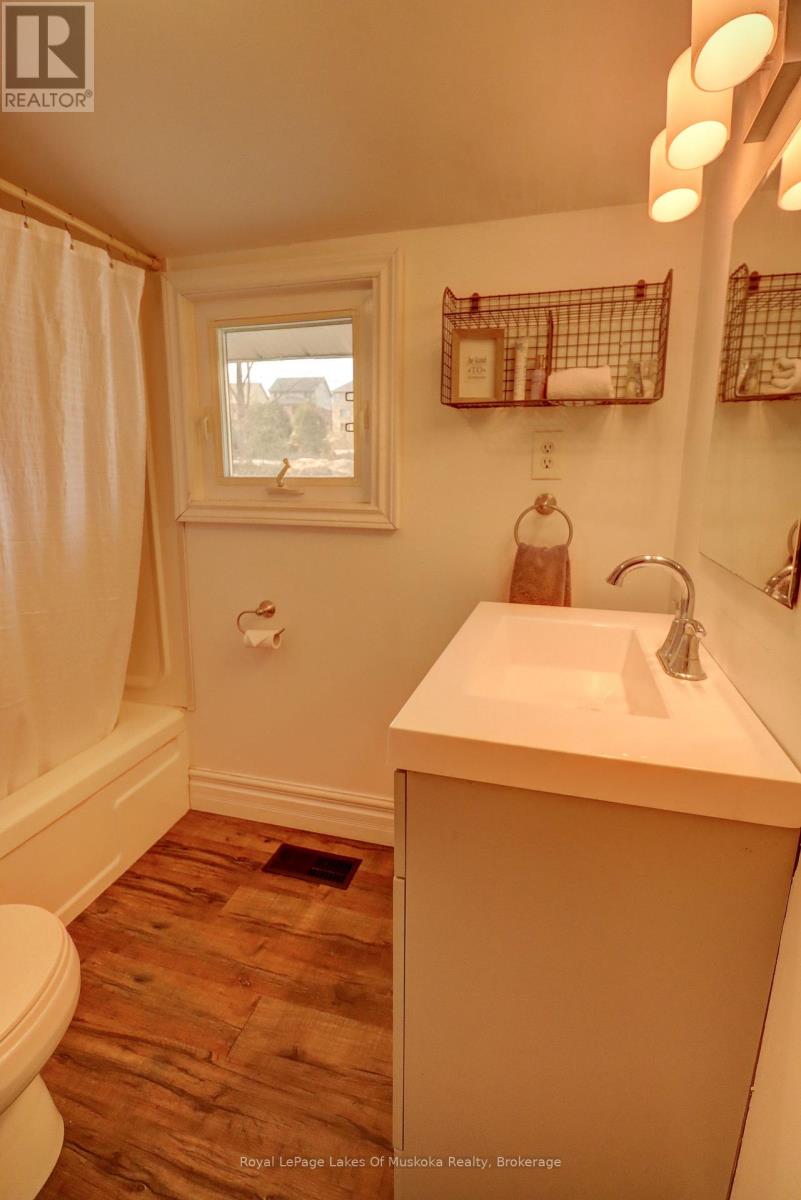 6 Hibberd Lane, Huntsville, Ontario  P1H 1C9 - Photo 11 - X12123501