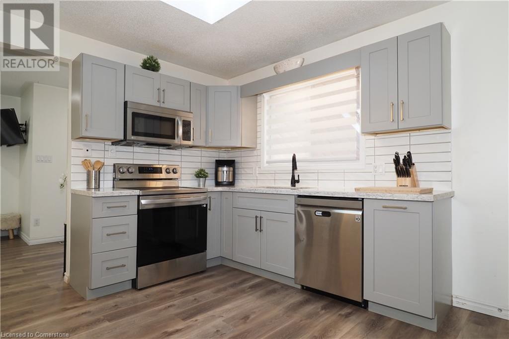 Property at 11 MCKAY Street image 1