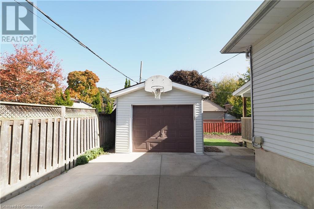 11 Mckay Street, Cambridge, Ontario  N1R 4G2 - Photo 6 - 40720503