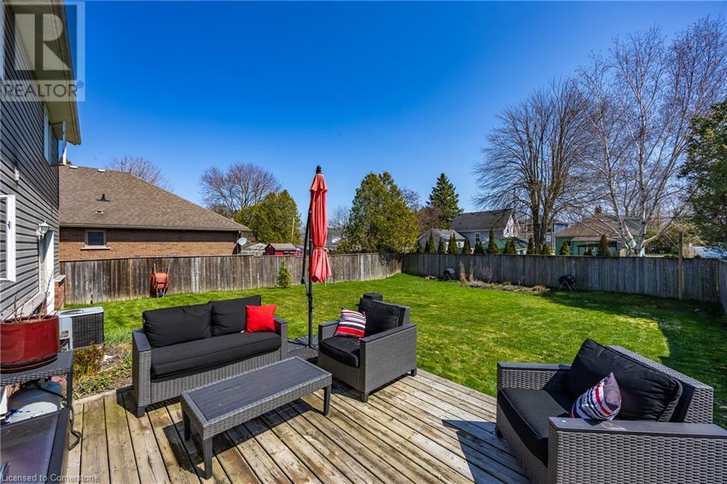 77 Ellis Street, Port Rowan, Ontario  N0E 1M0 - Photo 4 - 40721157