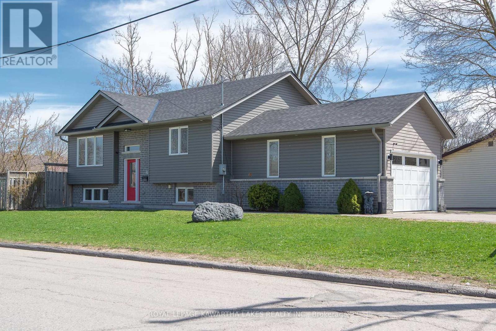 Property at 15 DURHAM STREET E image 1