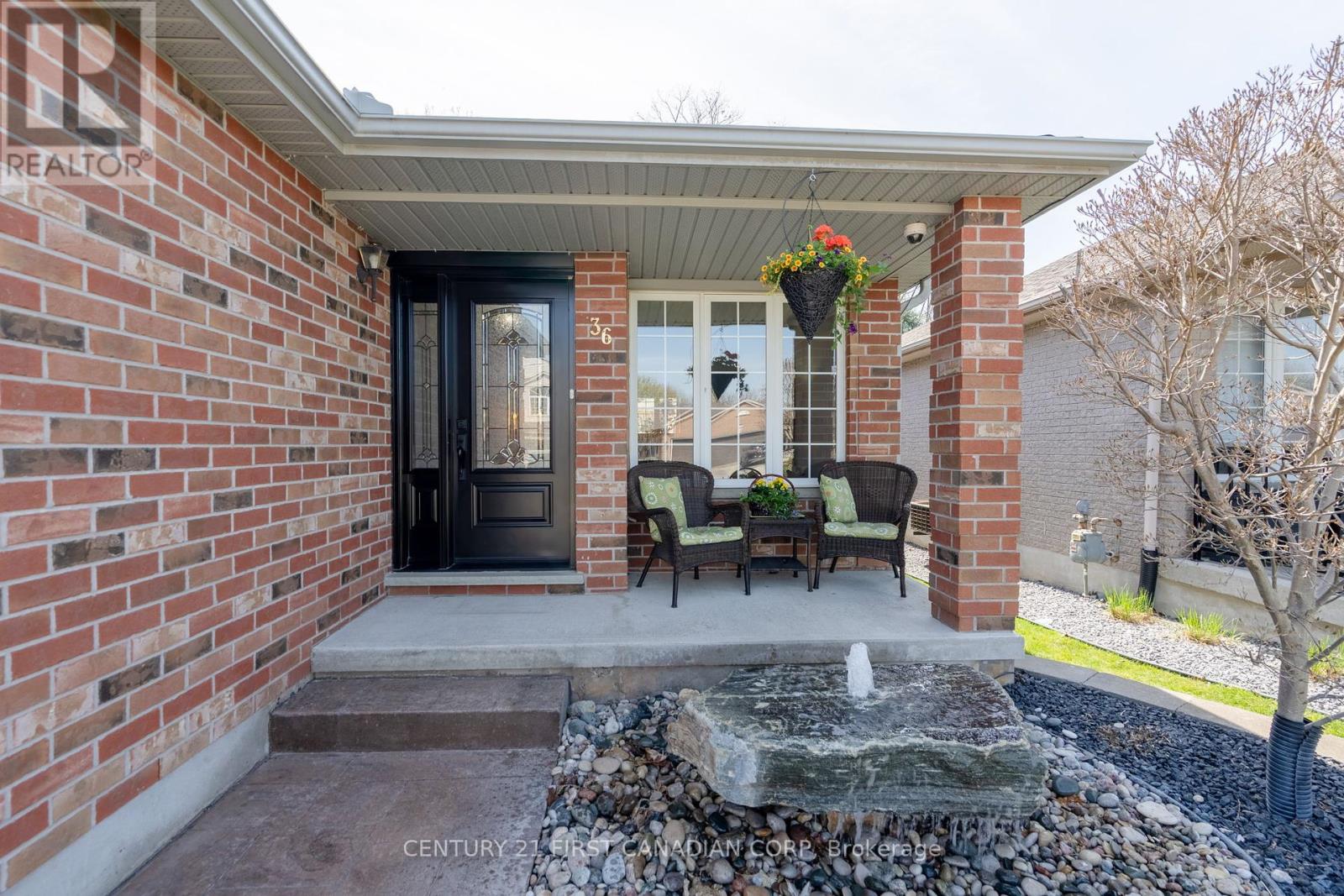 Property at 36 JUNIPER CRESCENT image 3