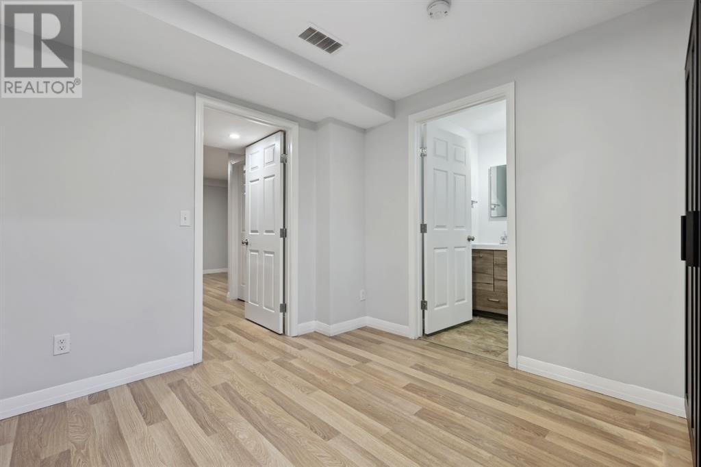 135 Prestwick Court Se, Calgary, Alberta  T2Z 4H6 - Photo 34 - A2206337