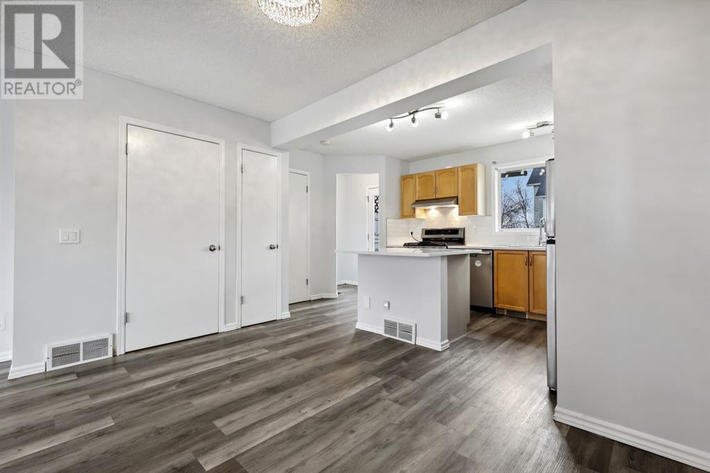 135 Prestwick Court Se, Calgary, Alberta  T2Z 4H6 - Photo 19 - A2206337