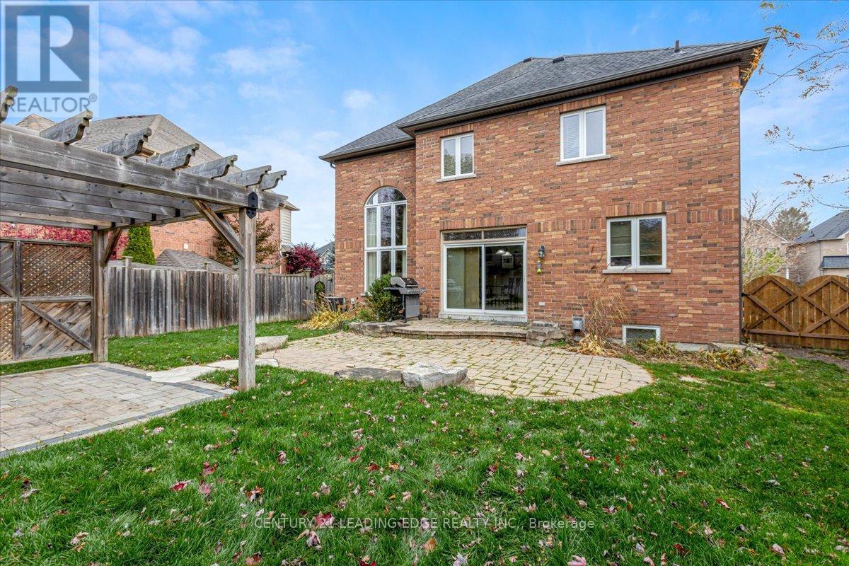 55 Campbell Drive, Uxbridge, Ontario  L9P 0B3 - Photo 3 - N12123532